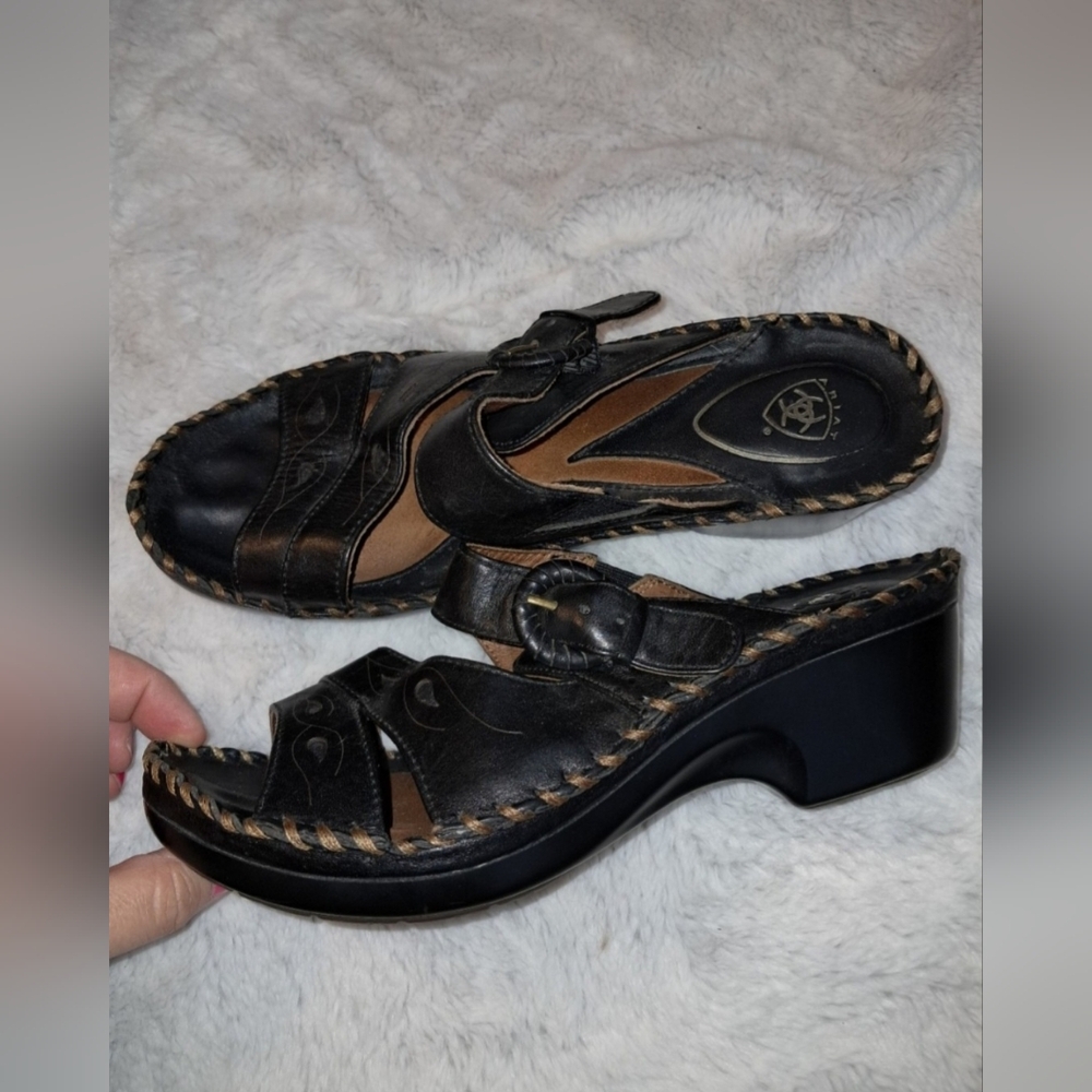 Ariat brand Women's size 8.5 leather sandals - Picture 3 of 10
